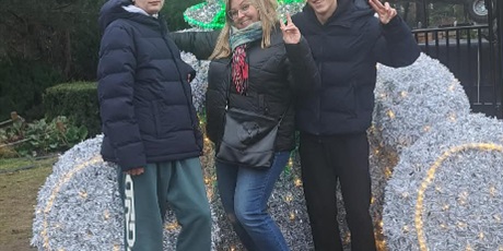 Powiększ grafikę: 8a-na-jarmarku-bozonarodzeniowy-664864.jpg