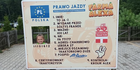 Powiększ grafikę: akcja-lato-2024-turnus-ii-dzien-czwarty-wycieczka-na-farme-alexa-w-charbrowie-548722.jpg