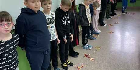 Powiększ grafikę: andrzejki-w-klasach-2-659706.jpg