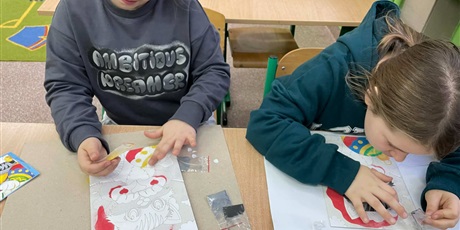 Powiększ grafikę: artysci-z-klasy-2b-664879.jpg