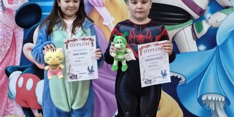 Powiększ grafikę: bal-karnawalowy-klas-1-3-674138.jpg