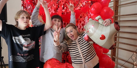 Powiększ grafikę: dyskoteka-walentynkowa-2026-676920.jpg