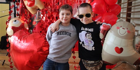 Powiększ grafikę: dyskoteka-walentynkowa-2026-676921.jpg