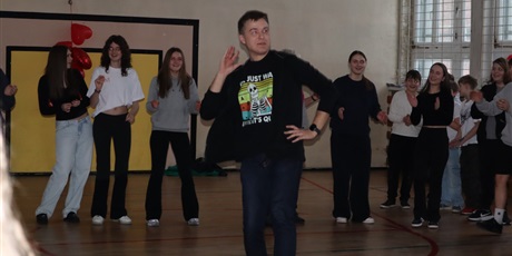 Powiększ grafikę: dyskoteka-walentynkowa-2026-676923.jpg