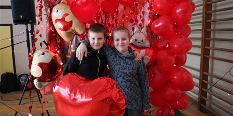 Powiększ grafikę: dyskoteka-walentynkowa-2026-676928.jpg