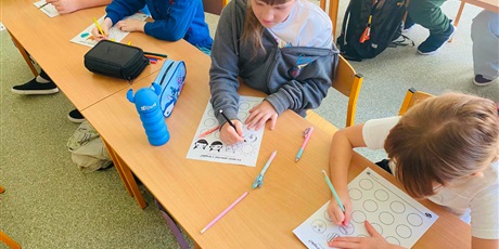 Powiększ grafikę: dzien-kropki-2026-715029.jpg