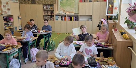 Powiększ grafikę: jesienna-galeria-ii-a-718481.jpg