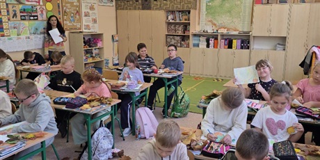 Powiększ grafikę: jesienna-galeria-ii-a-718487.jpg
