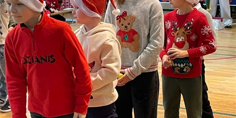 Powiększ grafikę: mikolajki-w-2b-661415.jpg