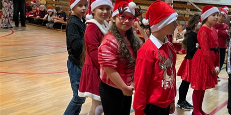 Powiększ grafikę: mikolajki-w-2b-661420.jpg