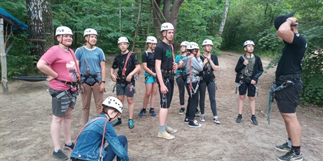 Powiększ grafikę: wycieczka-klas-8-do-kolibki-adventure-park-w-gdyni-282639.jpg