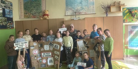 Zajęcia edukacyjne 3a w ramach szkolnego programu profilaktyczno-wychowawczego „ Nie pal przy mnie, proszę”.