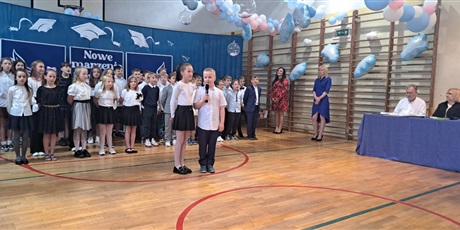 Powiększ grafikę: zakonczenie-klas-3-631311.jpg