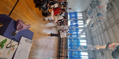 Powiększ grafikę: zakonczenie-klas-3-631336.jpg