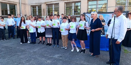 Powiększ grafikę: zakonczenie-klas-4-7-705452.jpg