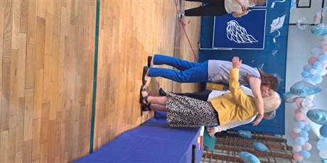 Powiększ grafikę: zakonczenie-klas-8-631384.jpg
