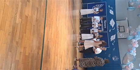 Powiększ grafikę: zakonczenie-roku-klas-1-2-4-5-6-7-631265.jpg